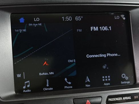 Used 2019 Ford Explorer XLT w/ Equipment Group 202A AWD/4WD image 29