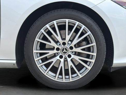 Used 2020 Mercedes-Benz CLA 250 image 10
