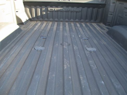 Used 2022 GMC Sierra 3500 Denali w/ Denali Ultimate Package image 8