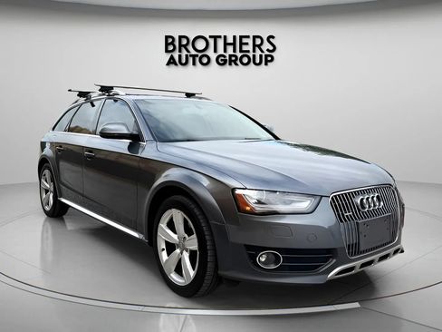Used 2013 Audi A4 Premium Plus w/ Premium Plus Pkg AWD/4WD image 4