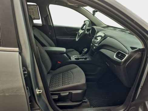 Used 2024 Chevrolet Equinox LT AWD/4WD image 18
