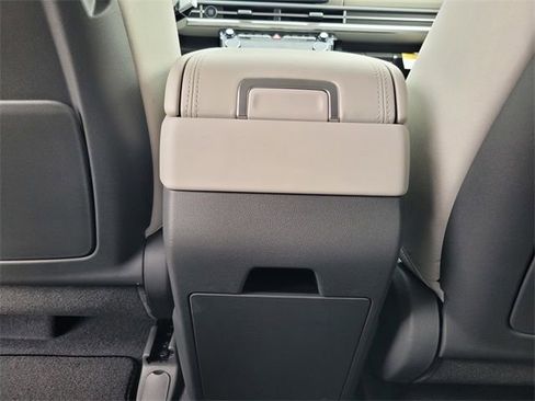 New 2026 Hyundai Santa Fe SE image 19