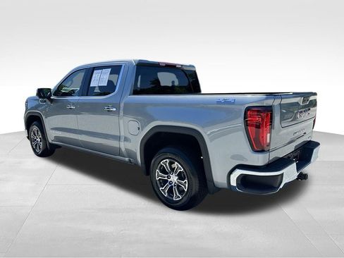 Used 2025 GMC Sierra 1500 SLT AWD/4WD image 5