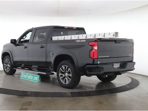 Used 2023 Chevrolet Silverado 1500 RST w/ Protection Package AWD/4WD image 8