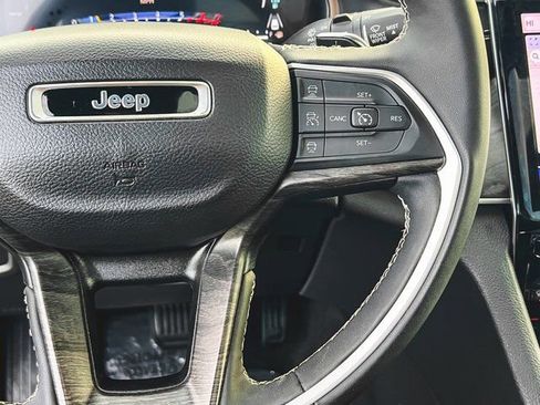 Used 2024 Jeep Grand Cherokee Limited 4xe image 23