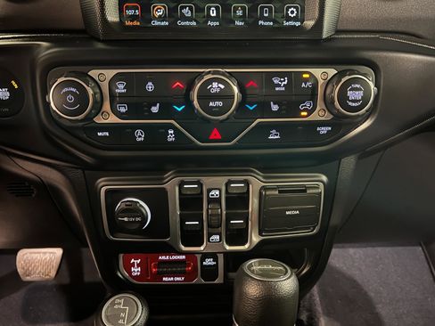 Used 2023 Jeep Gladiator Mojave w/ LED Lighting Group image 19