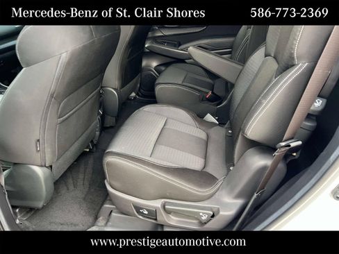 Used 2023 Subaru Ascent Premium w/ Convenience Package AWD/4WD image 12
