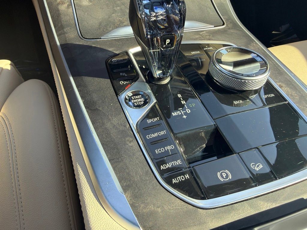 Used 2019 BMW X5 xDrive40i AWD/4WD image 36