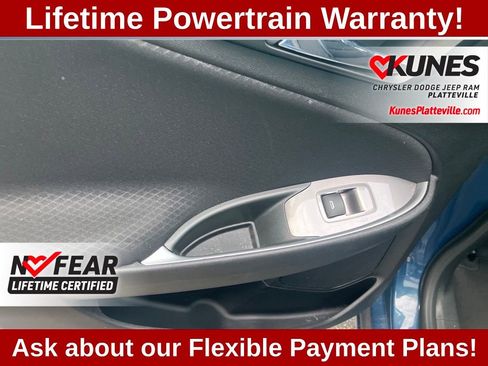 Used 2024 Chevrolet Malibu LT image 30