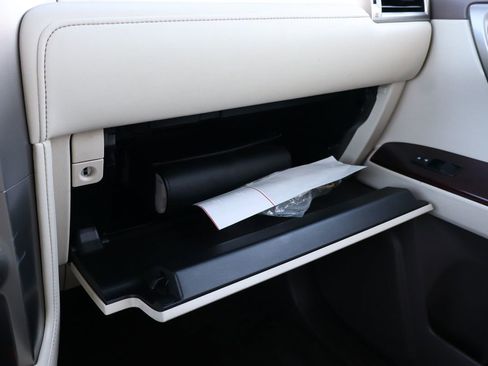 Used 2015 Lexus GX 460 w/ Premium Package image 38