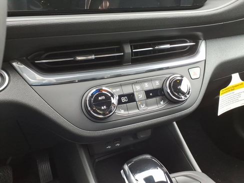 New 2025 Buick Envista Preferred w/ Convenience I Package image 18