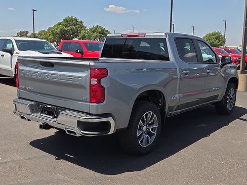 New 2026 Chevrolet Silverado 1500 LT w/ Z71 Off-Road Package AWD/4WD image 4