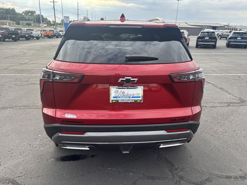 New 2026 Chevrolet Equinox ACTIV w/ LPO, Floor Liner Package image 4