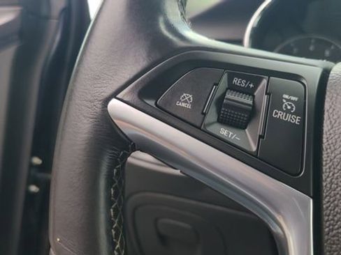 Used 2022 Buick Encore Preferred w/ Safety Package AWD/4WD image 17