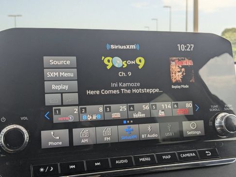 Used 2024 Mitsubishi Outlander SE Black Edition FWD image 26