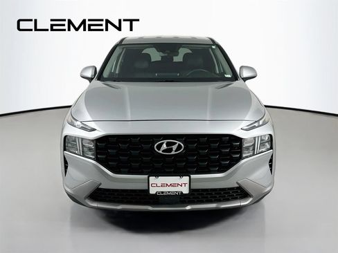 Used 2023 Hyundai Santa Fe SE FWD image 3