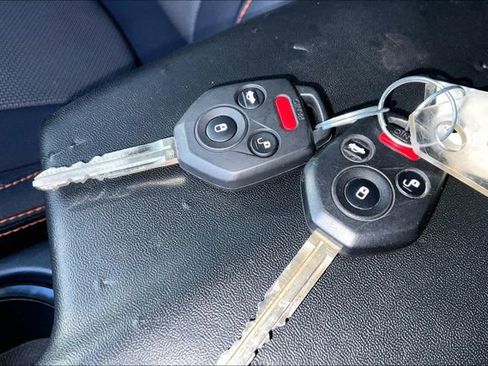 Used 2018 Subaru Crosstrek 2.0i Premium w/ Eyesight System AWD/4WD image 10