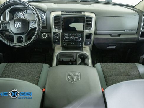 Used 2018 RAM 1500 Big Horn AWD/4WD image 30