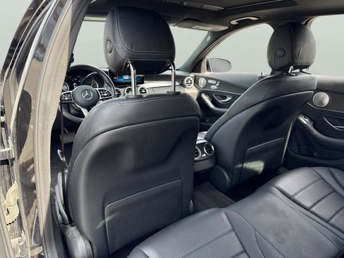 Used 2019 Mercedes-Benz C 300 4MATIC Sedan image 27