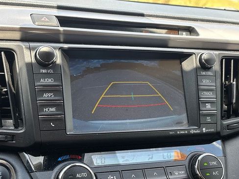 Used 2016 Toyota RAV4 Limited FWD image 10