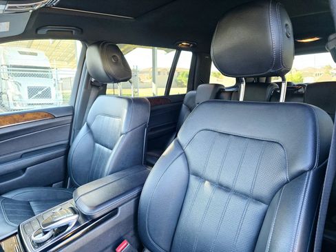 Used 2019 Mercedes-Benz GLS 450 4MATIC w/ Premium 1 Package image 15