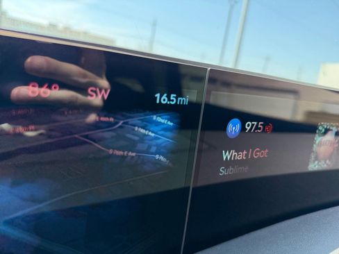 New 2026 Lincoln Navigator Reserve AWD/4WD image 16