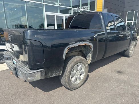 Used 2011 Chevrolet Silverado 1500 LT w/ All-Star Edition AWD/4WD image 5