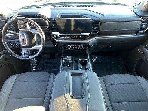 Used 2022 GMC Sierra 1500 Elevation w/ Preferred Package AWD/4WD image 18