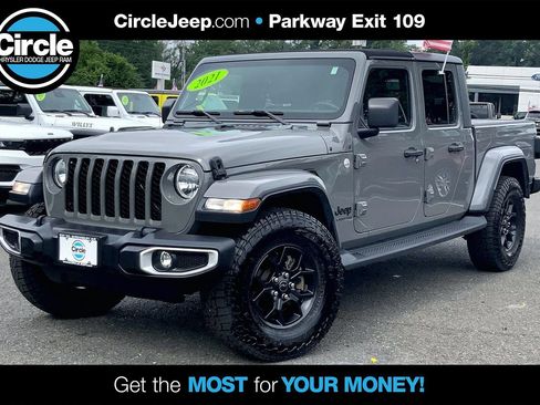 Used 2021 Jeep Gladiator Sport AWD/4WD image 1