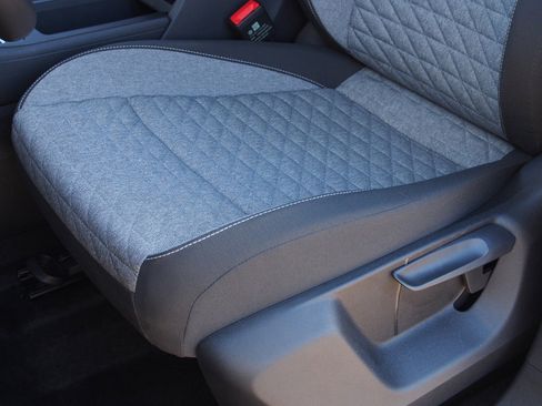 Used 2026 Volkswagen Tiguan S image 17