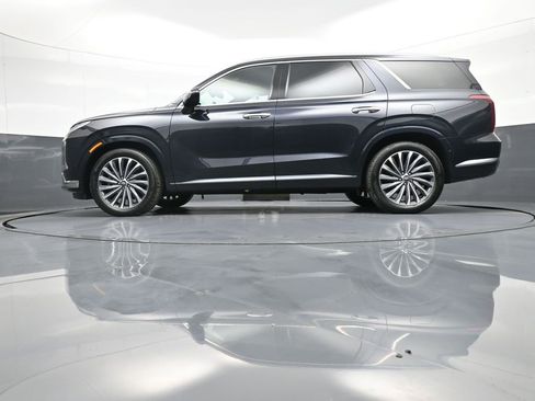 Used 2024 Hyundai Palisade Calligraphy image 35
