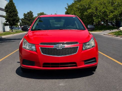 Used 2014 Chevrolet Cruze LS FWD image 8
