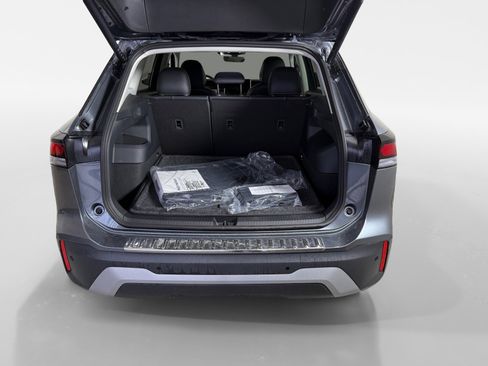 New 2026 Volkswagen Tiguan SE image 6