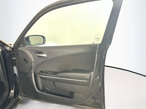Used 2023 Dodge Charger SXT image 29