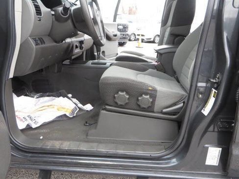 Used 2007 Nissan Xterra S w/ Utility Pkg image 12