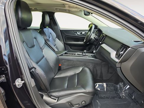Used 2024 Volvo S60 B5 Core AWD/4WD image 15