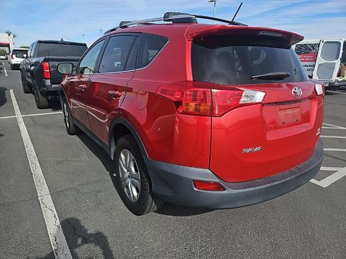 Used 2015 Toyota RAV4 LE AWD/4WD image 2