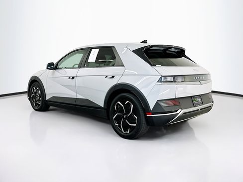 Used 2024 Hyundai Ioniq 5 SE image 5