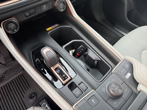 Used 2026 Toyota Grand Highlander AWD Hybrid image 9