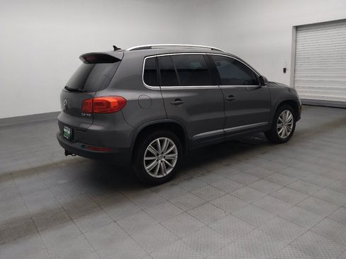 Used 2015 Volkswagen Tiguan SEL FWD image 10