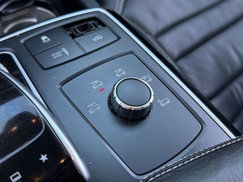 Used 2016 Mercedes-Benz GLE 63 AMG S image 22