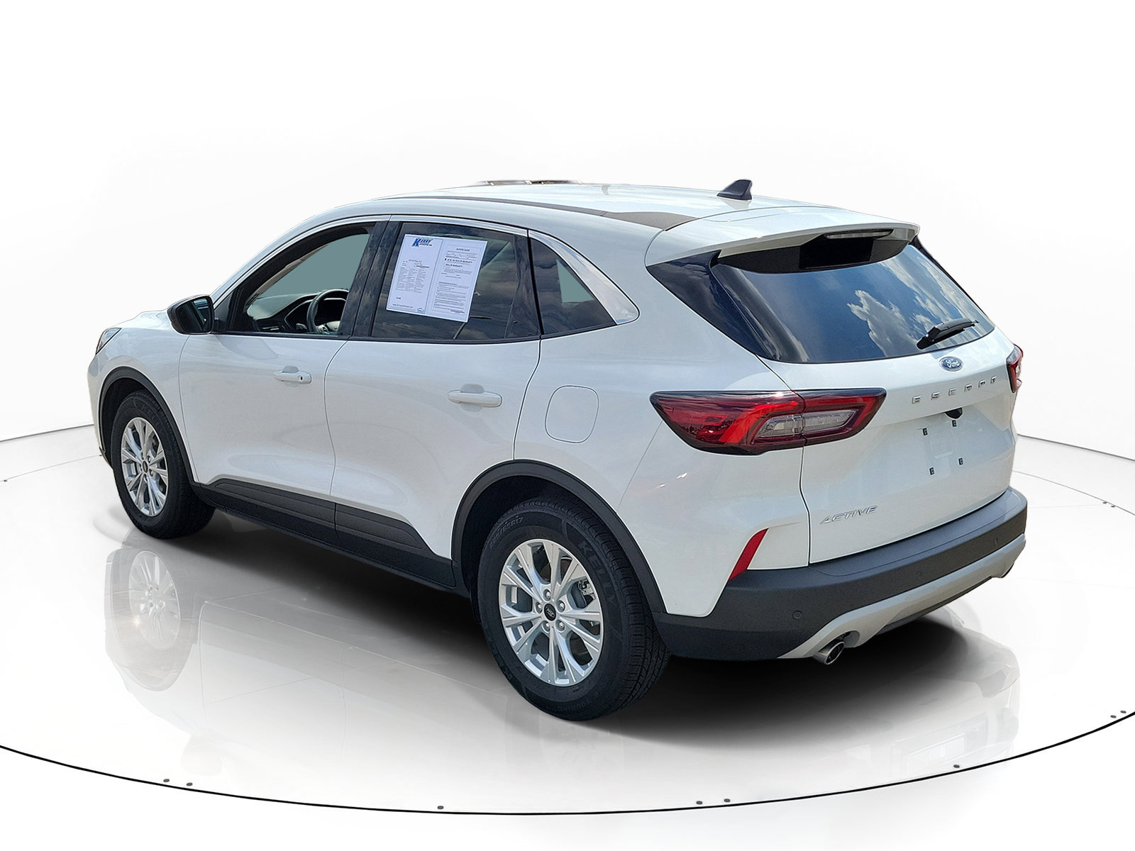 Used 2023 Ford Escape Active w/ Tech Pack #1 FWD image 4