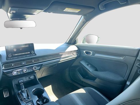 Used 2023 Honda Civic Sport image 22