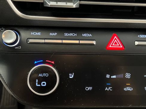 Used 2025 Hyundai Sonata SEL FWD image 51