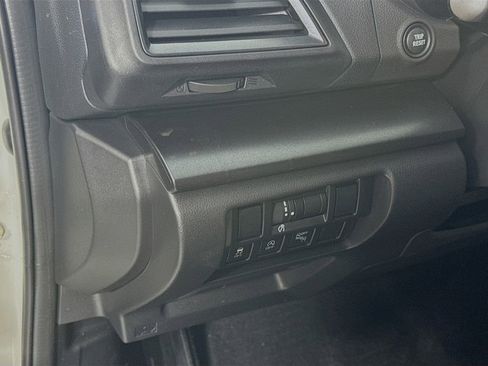 Used 2023 Subaru Crosstrek 2.5i Sport image 10