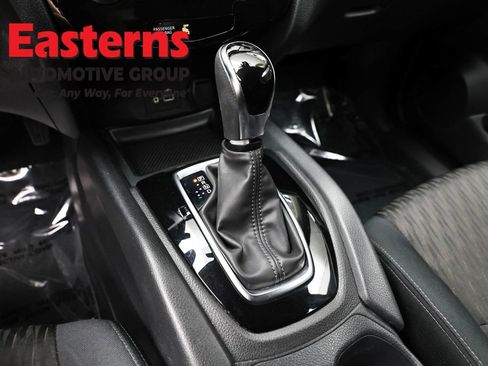 Used 2019 Nissan Rogue S AWD/4WD image 13