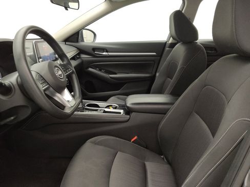 Used 2023 Nissan Altima 2.5 SV image 17