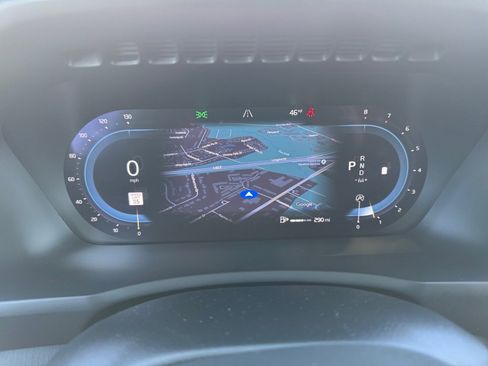 Used 2024 Volvo XC90 B6 Ultimate w/ Protection Package Premier image 14