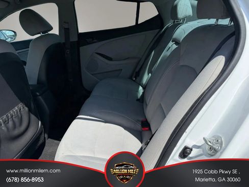 Used 2013 Kia Optima LX FWD image 21