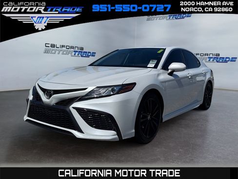 Used 2021 Toyota Camry XSE FWD image 1